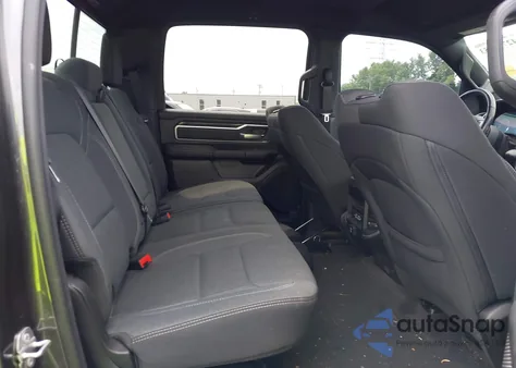 2021 Ram 1500 Big Horn 4X4 5'7 Box из США, поврежденный, VIN 1C6SRFFT5MN510489